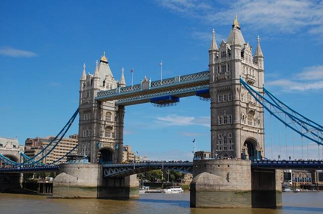 tower-bridge-528126_640