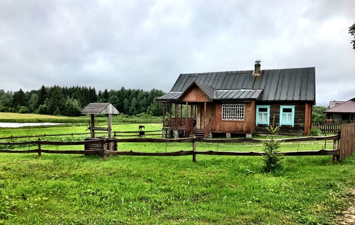 Туристическая деревня «Белые Луга»