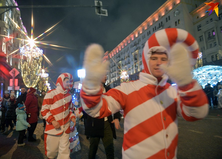 Развлечений было столько, что дома сидеть, казалось, просто противопоказано Фото: Михаил ФРОЛОВ