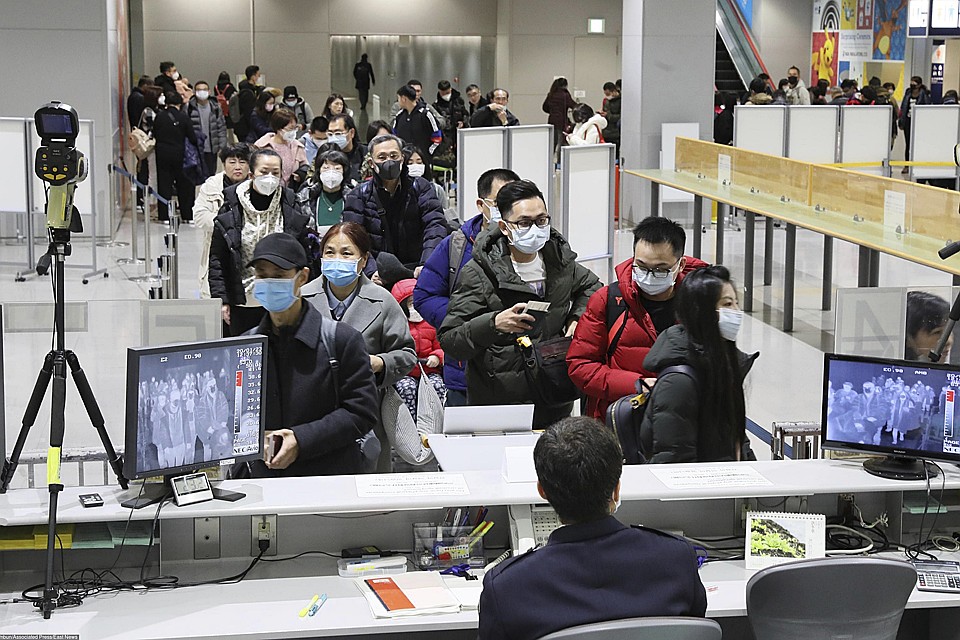 У самостоятельных путешественников отказ от поездки в Китай может упереться и в серьезные финансовые потери Фото: EAST NEWS